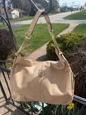 Jennifer Lopez Beige Shoulder Bag with Gold Tone Chain Straps New